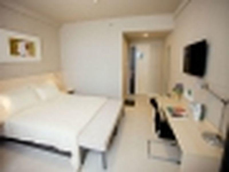 Jinjiang Inn Sanya Hexi Road Qingren Bridge Exterior photo